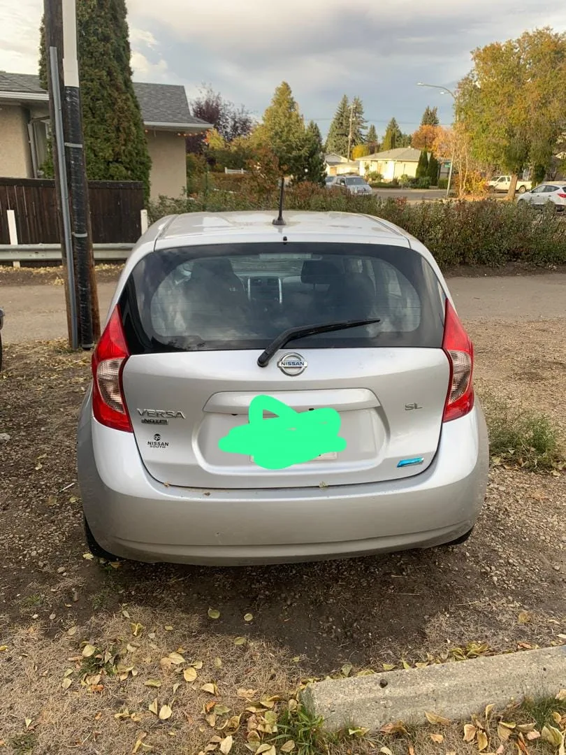 Nissan Versa 2014 image indicator(3)