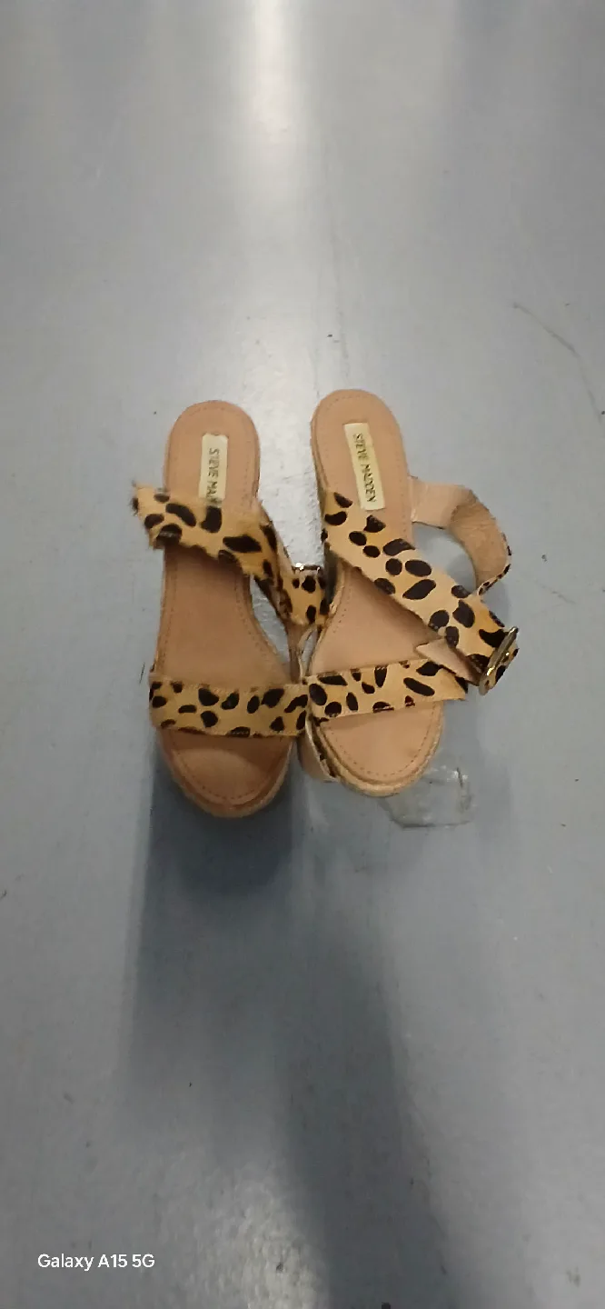 Steve Madden Leopard Print Wedge Sandals - Size 9 thumbnail
