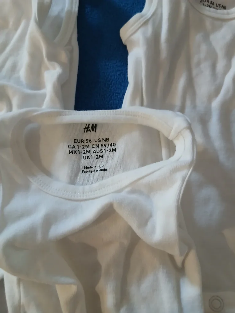 H&M White Baby Bodysuit Set — Size 1-2 Months image indicator(2)