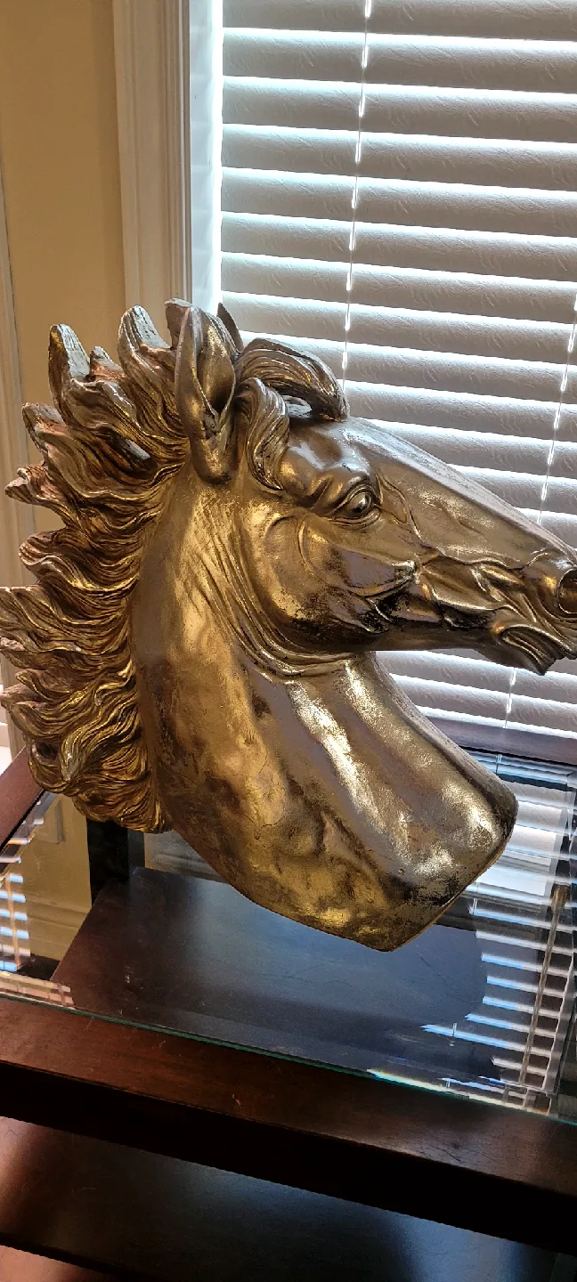 Horse Head Sculpture - Home Decor image indicator(3)