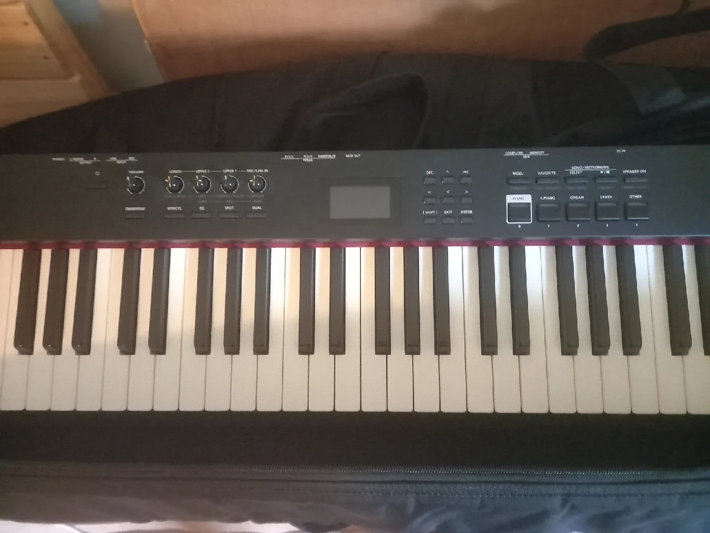 Roland RD-08 Digital Piano image indicator(4)