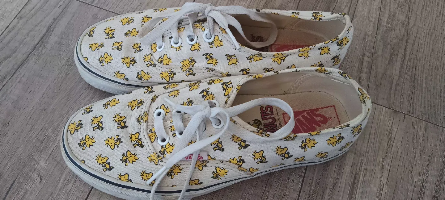 Vans x Peanuts Snoopy Print Sneakers - Women's Size 7 image indicator(3)