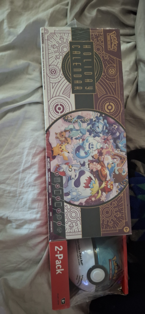 Pokémon TCG Holiday Calendar + Poké Ball Tin - photo 2