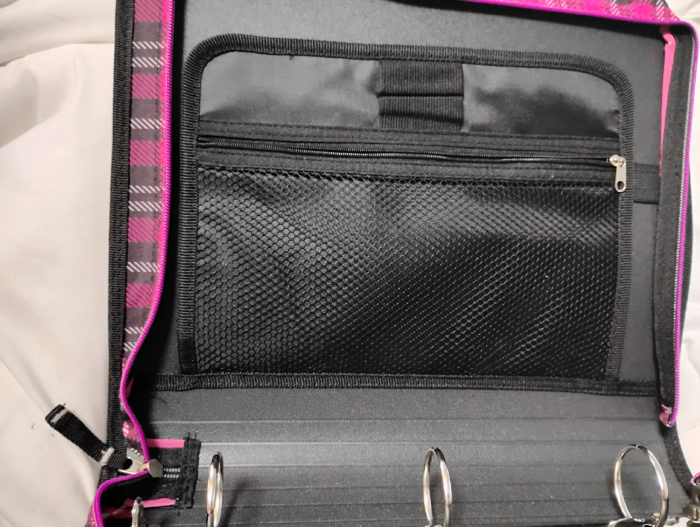 Pink Plaid Zipper Binder image indicator(2)