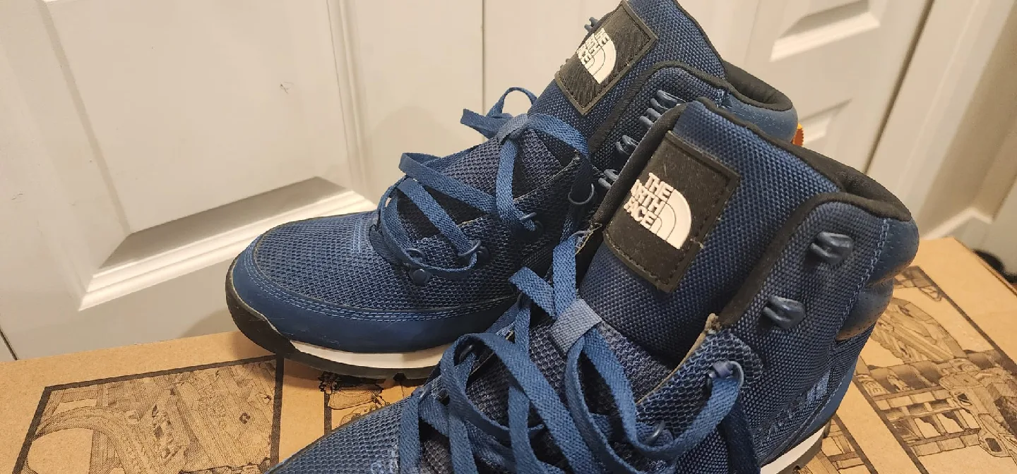 The North Face Blue Hiking Boots image indicator(2)