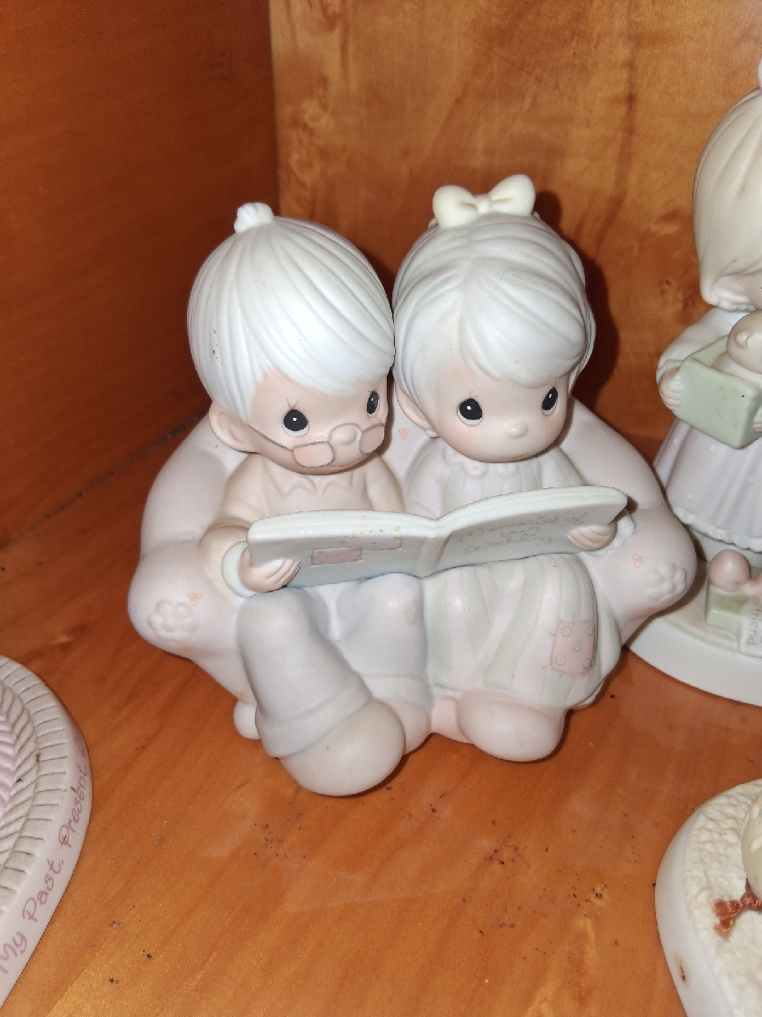 Precious Moments Figurines - photo 4