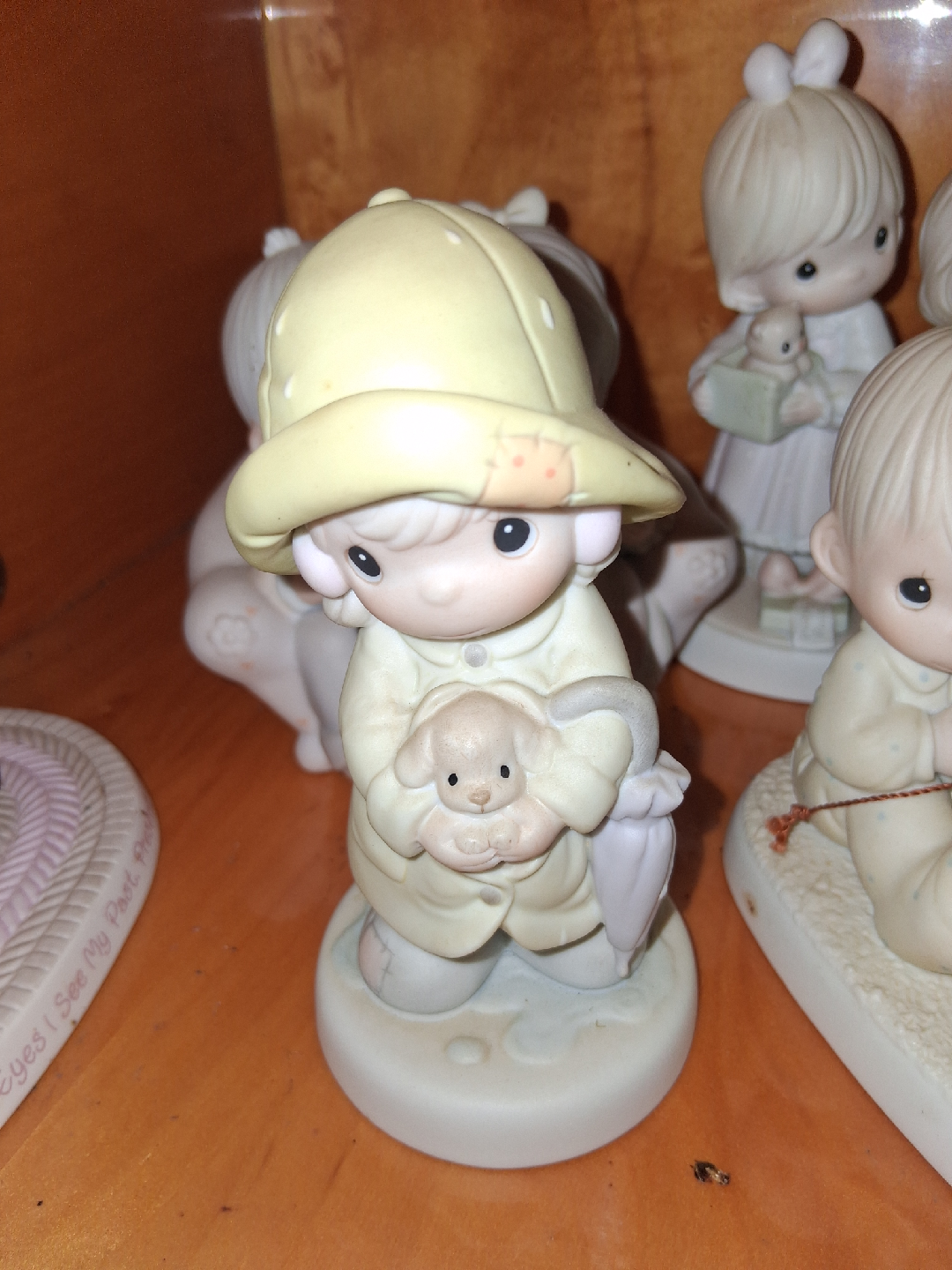 Precious Moments Figurines - photo 5