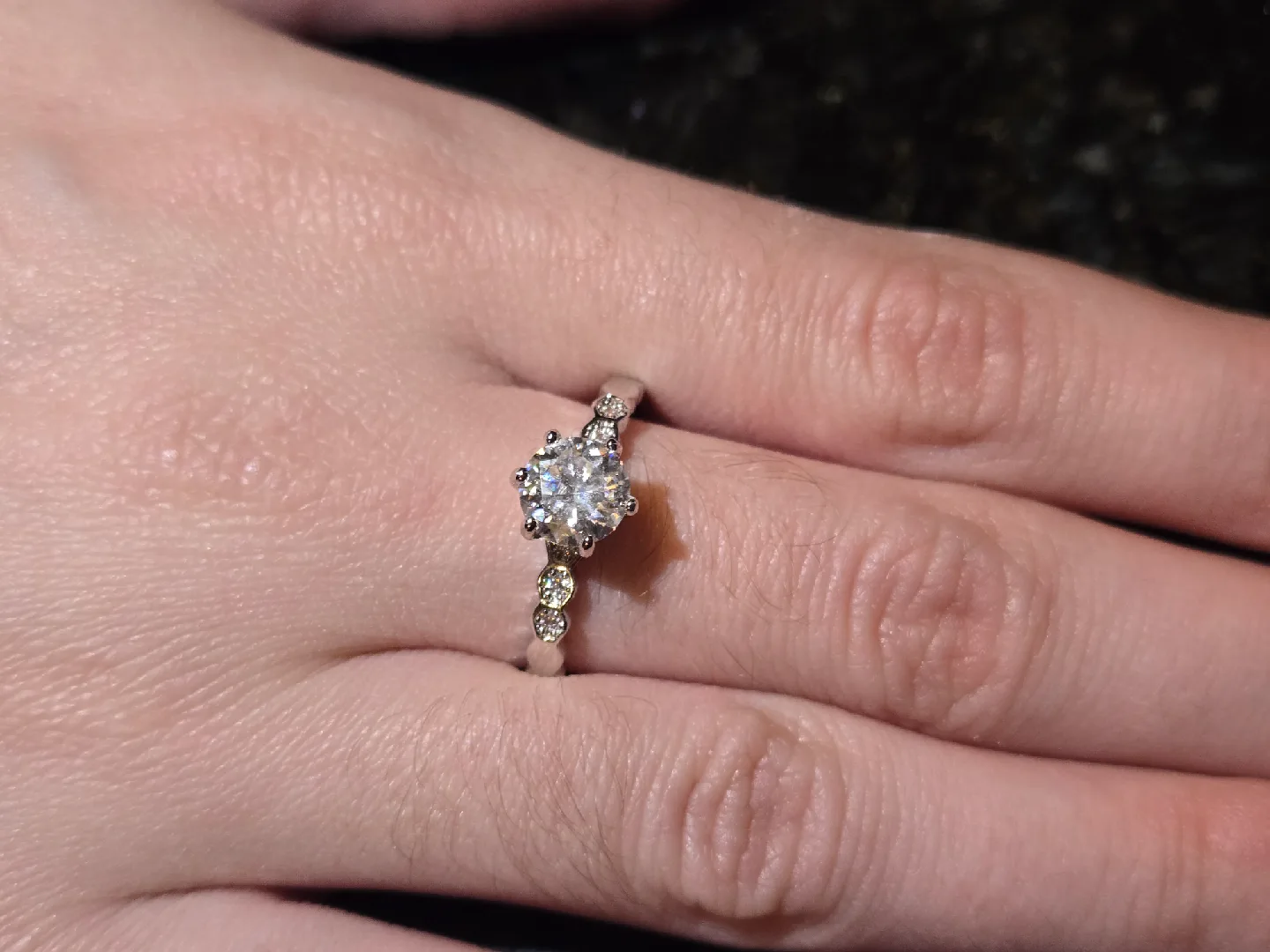 Sterling Silver GRA Moissanite Ring 1.0 CT size 9 image indicator(2)