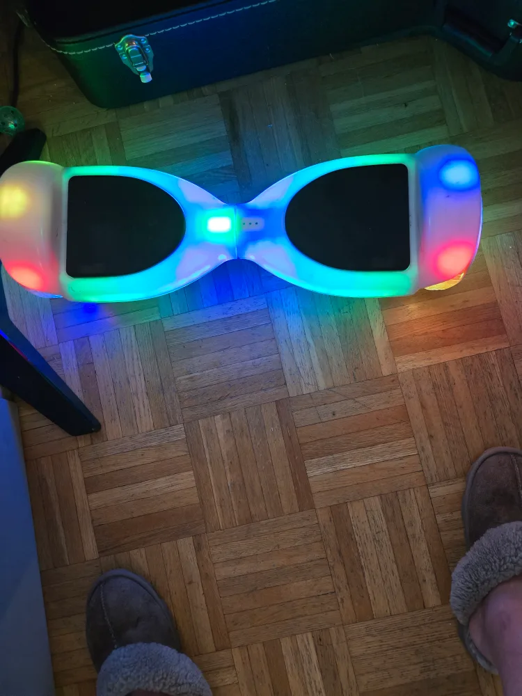 Hoverboard with Yobbey Seat Attachment thumbnail