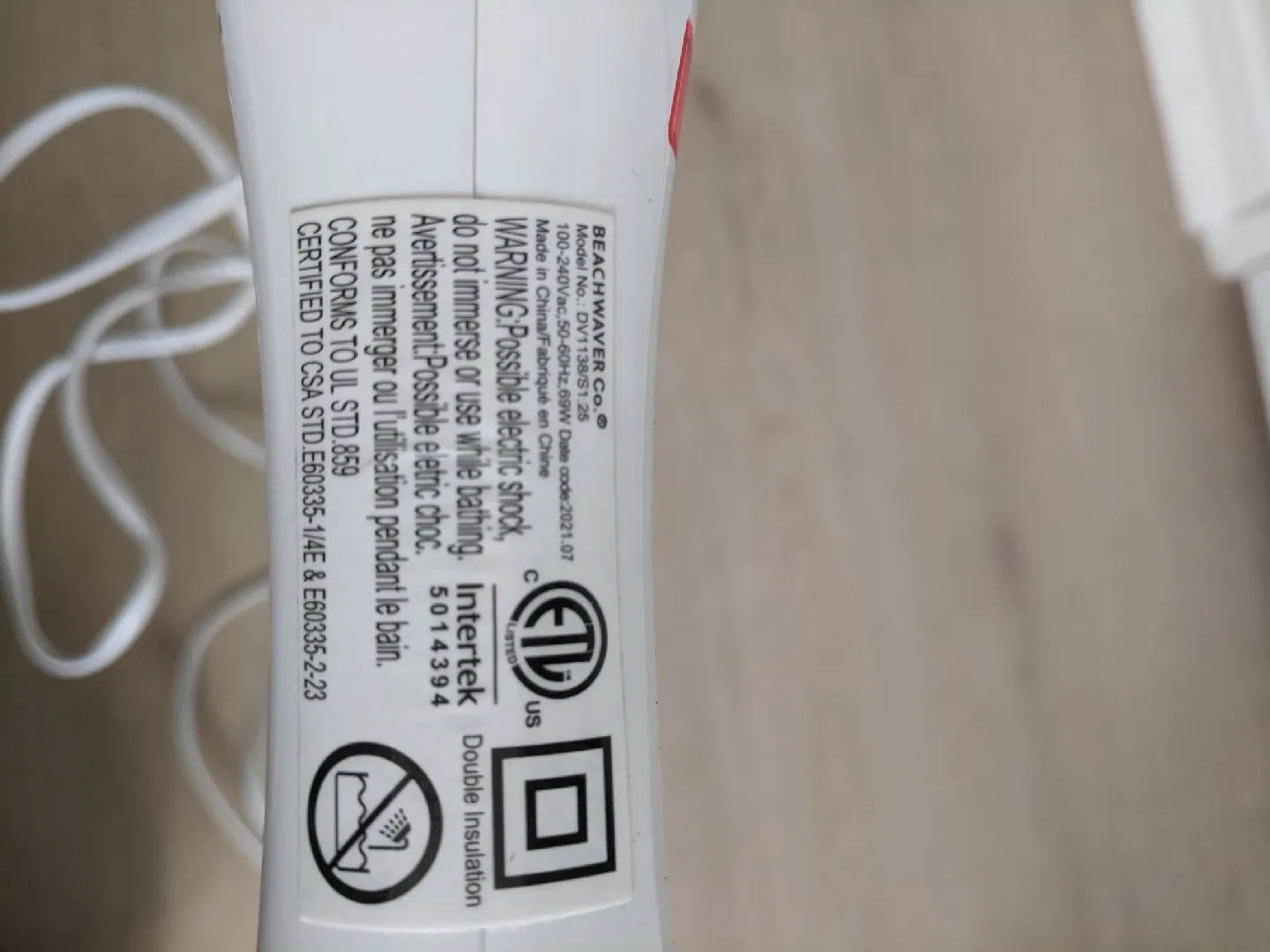 Beachwaver S1.25 Dual Voltage Curling Iron image indicator(6)