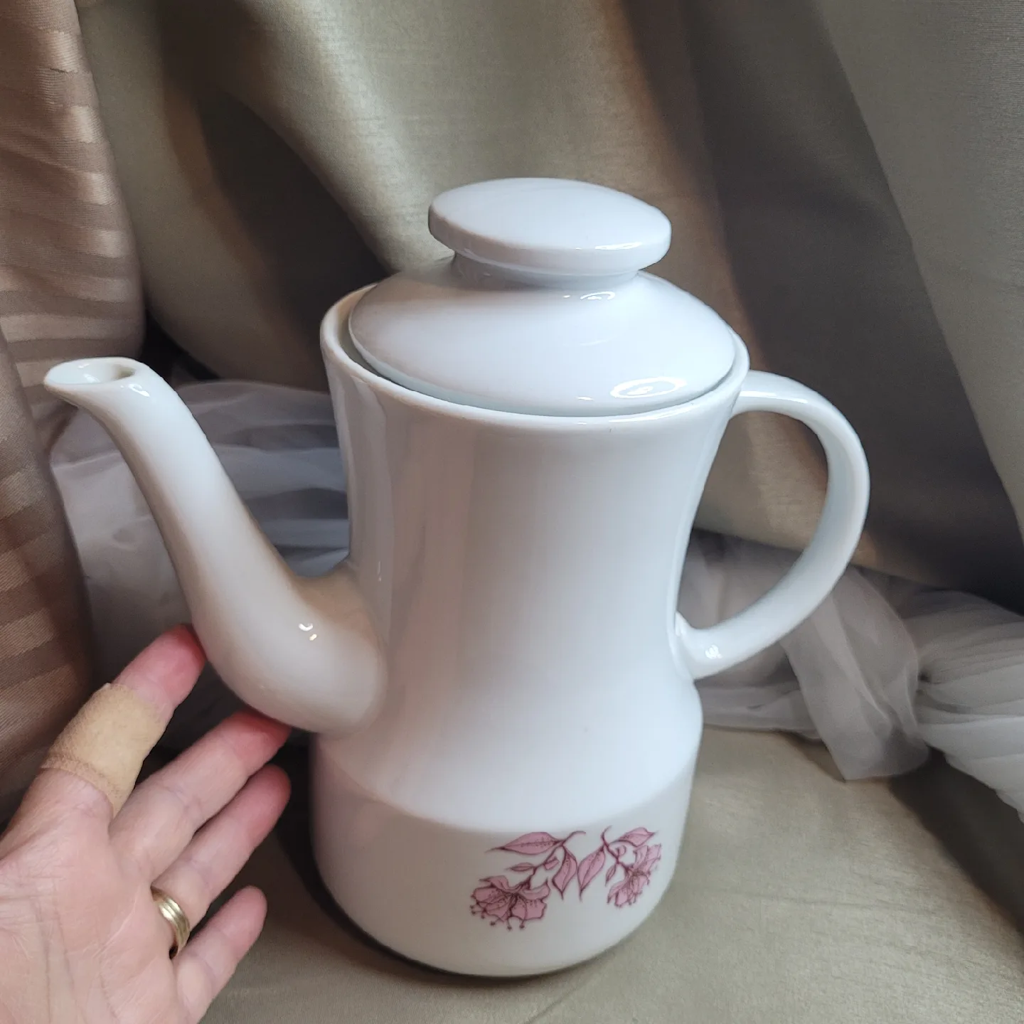 Wawel Krzysztof Porcelain Poland China Teapot image indicator(9)