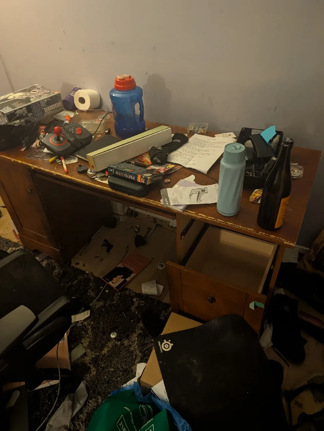 wooden desk image indicator(2)