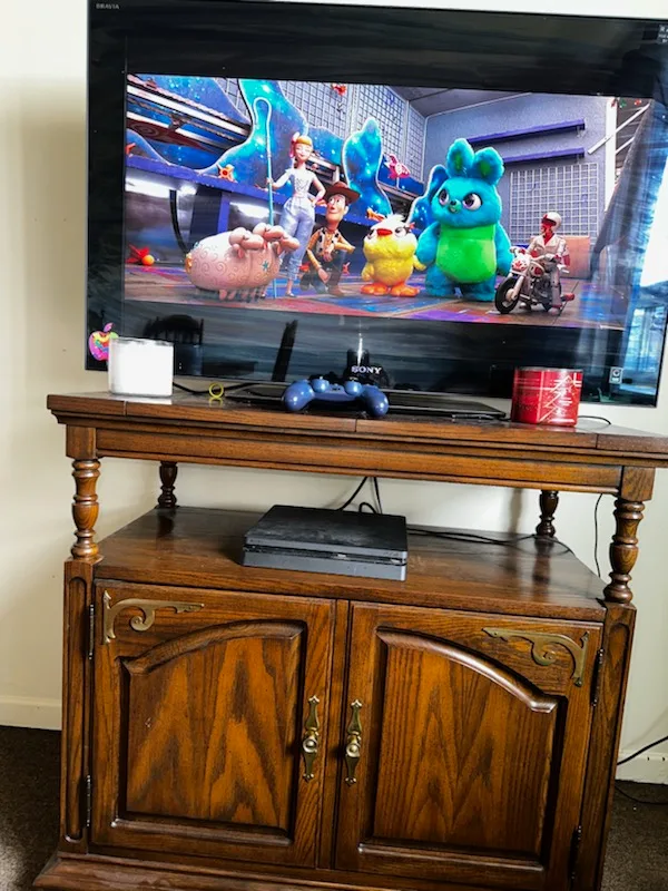 Wooden TV Stand with Storage Cabinet image indicator(2)