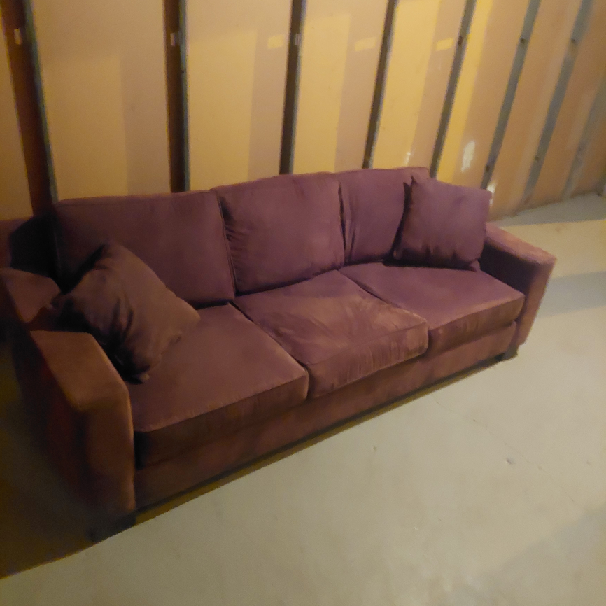 free delivery   Sofa - Great Condition! - photo 2