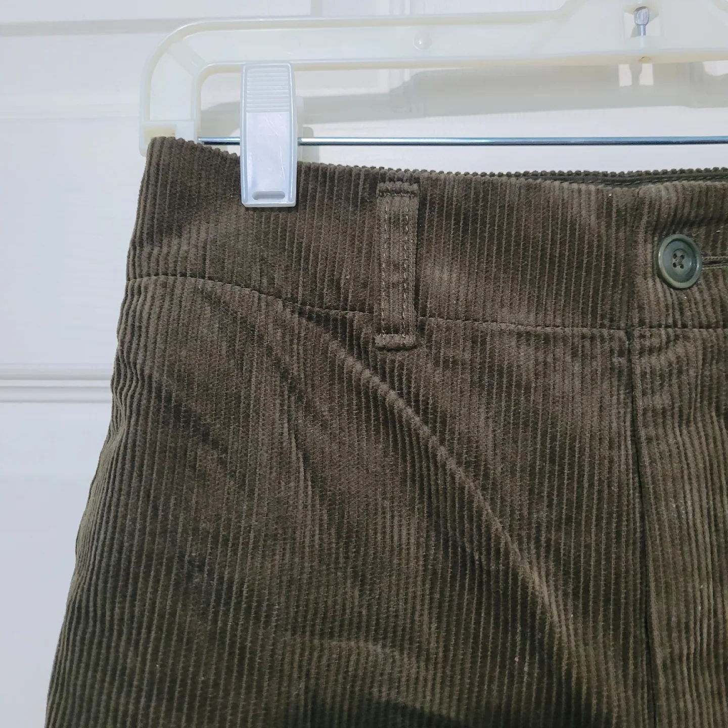 Uniqlo Olive Green Corduroy Culottes