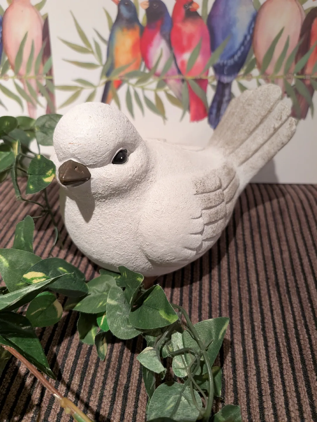 Decorative Bird Figurines & Placemats image indicator(2)