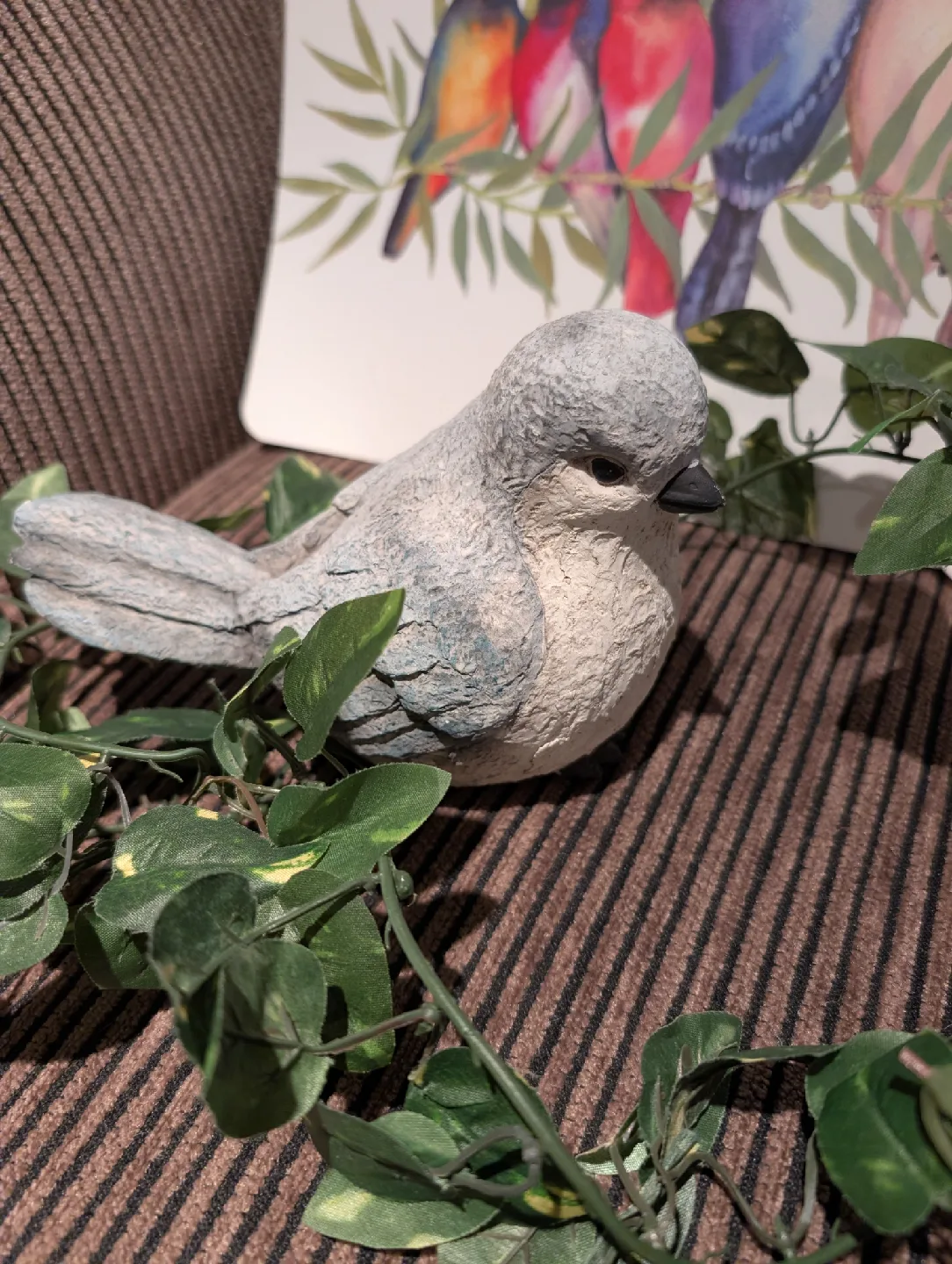 Decorative Bird Figurines & Placemats image indicator(3)