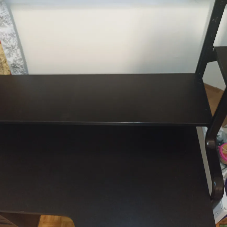 ❤‍🔥Moving Sale❤‍🔥Ikea Fredde Black Computer Desk image indicator(2)