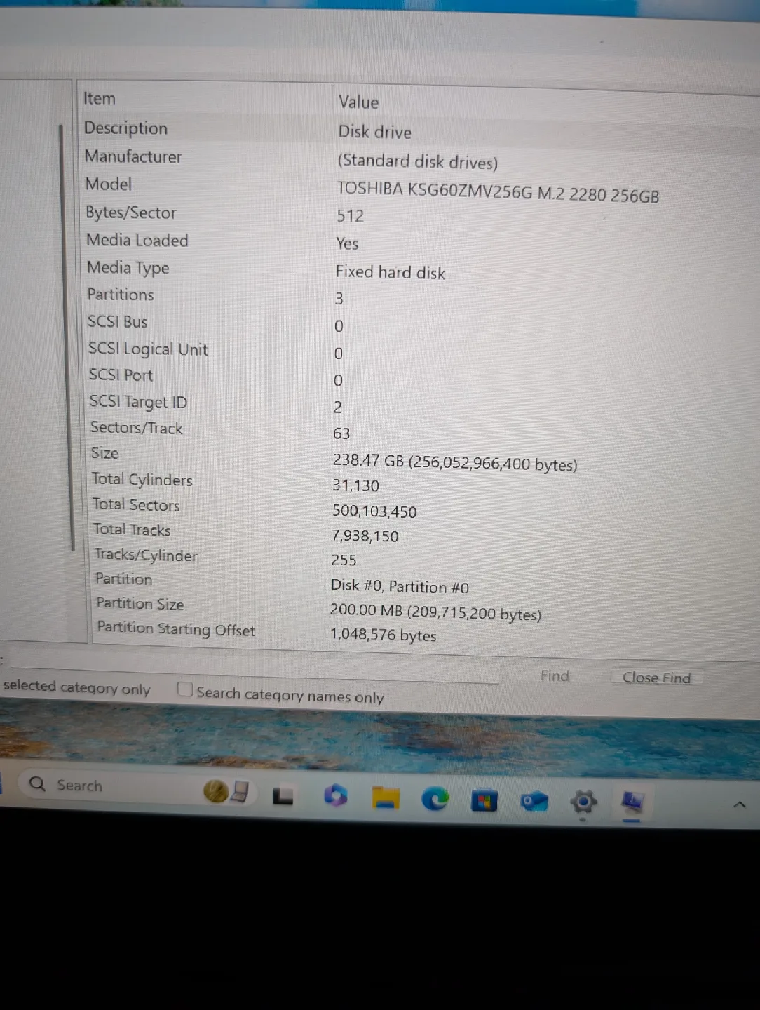 Dell Latitude 7490 Laptop (Touch Screen) image indicator(7)