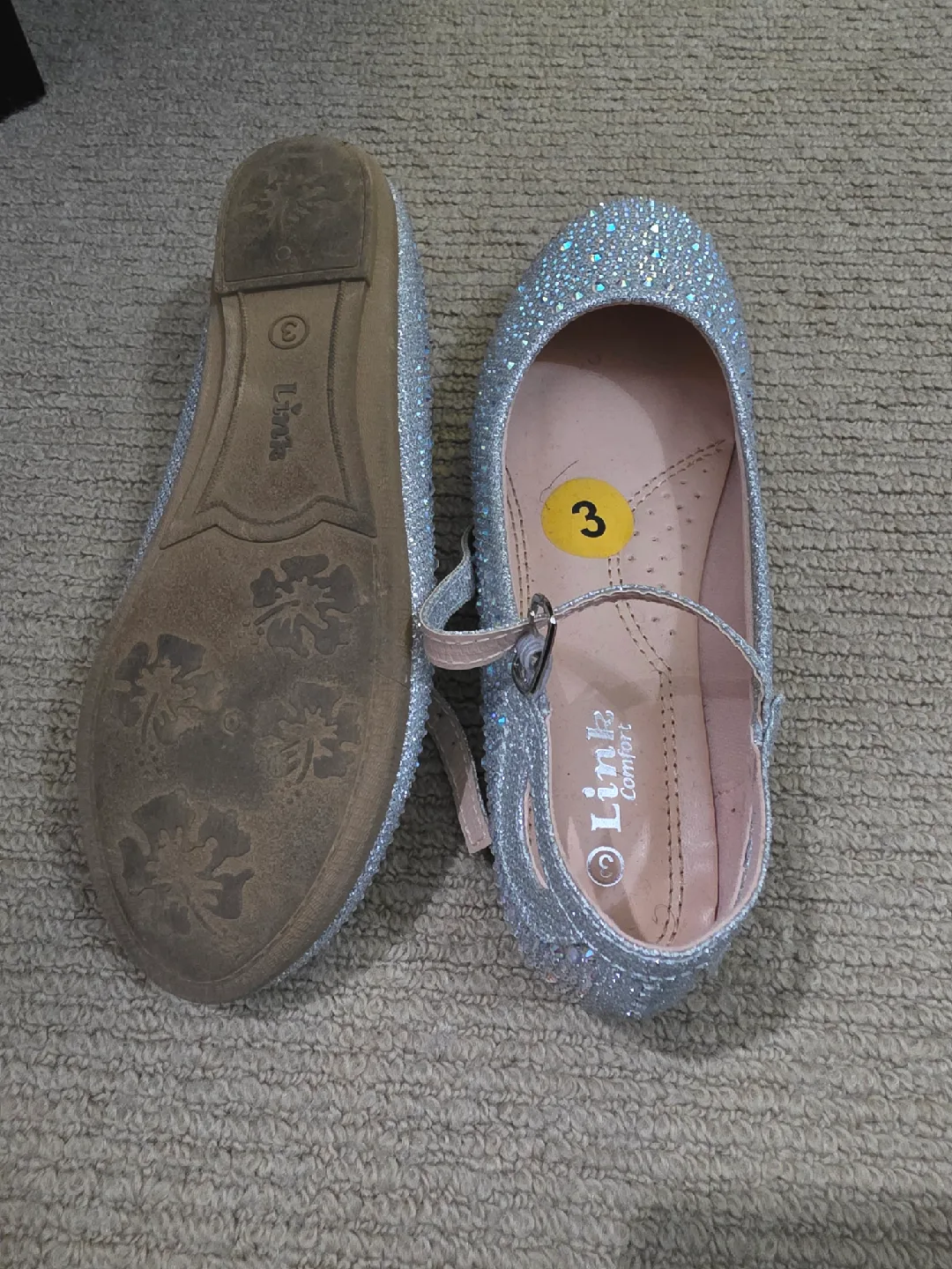 Link Comfort Girls' Silver Glitter Ballet Flats - Size 3 image indicator(3)