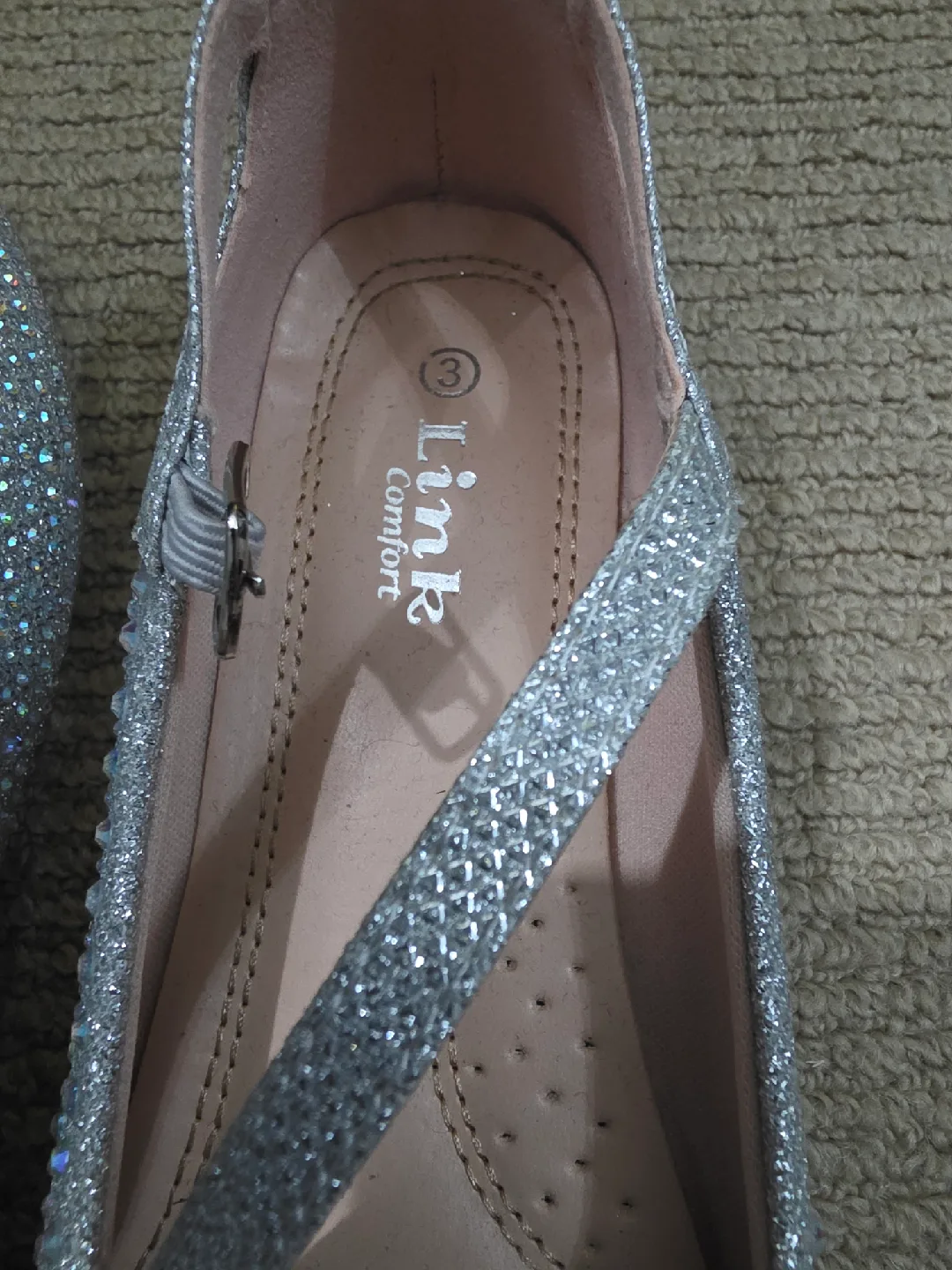 Link Comfort Girls' Silver Glitter Ballet Flats - Size 3 image indicator(4)