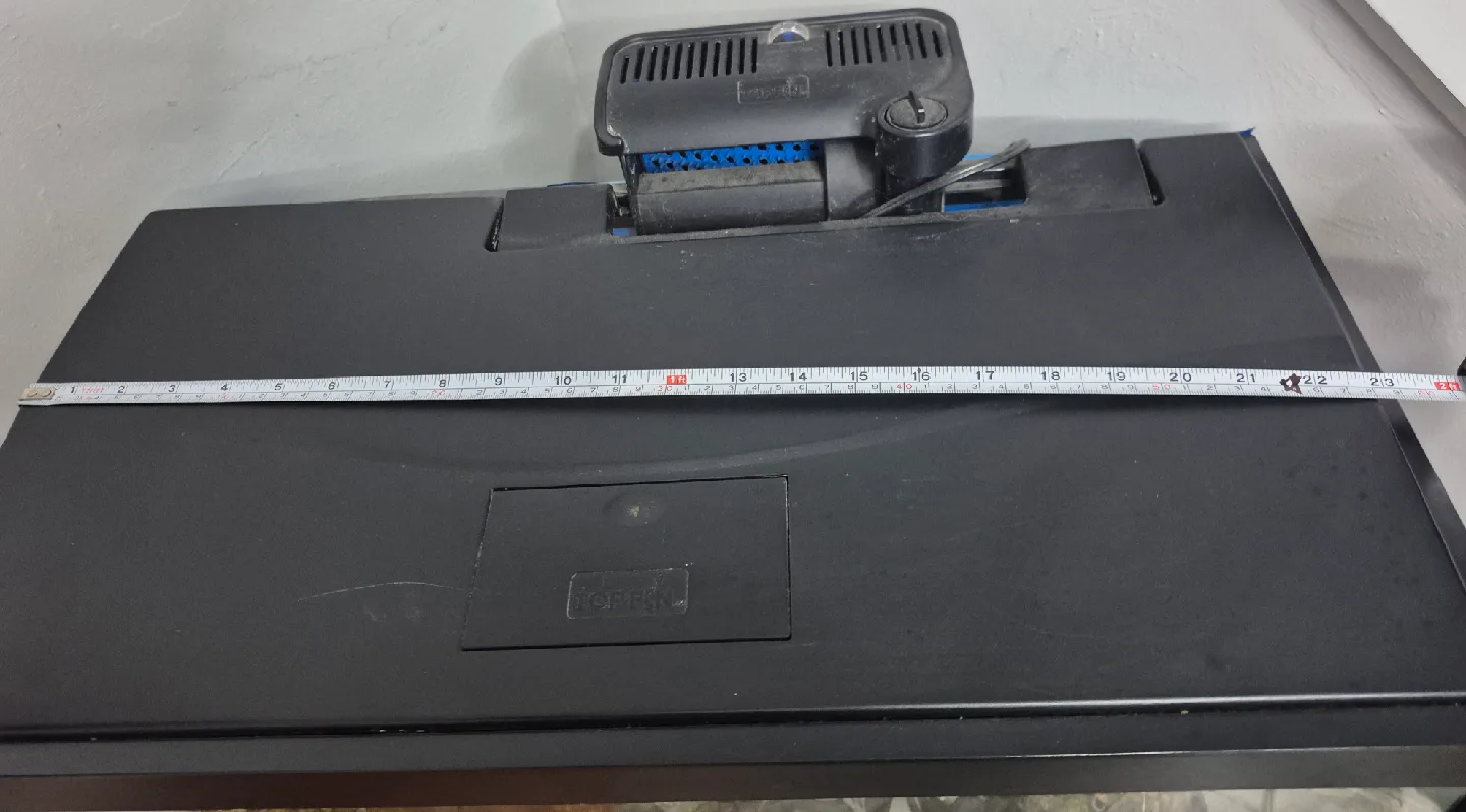 Fish Tank with Accessories image indicator(3)