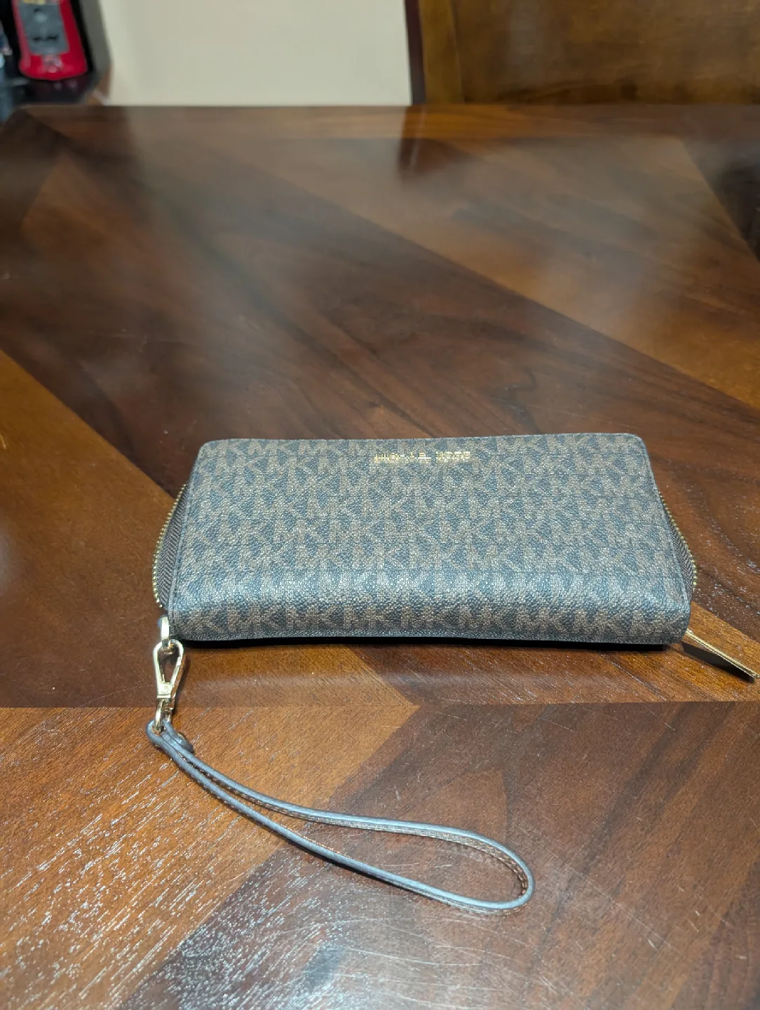 Closet clean out image indicator(8)