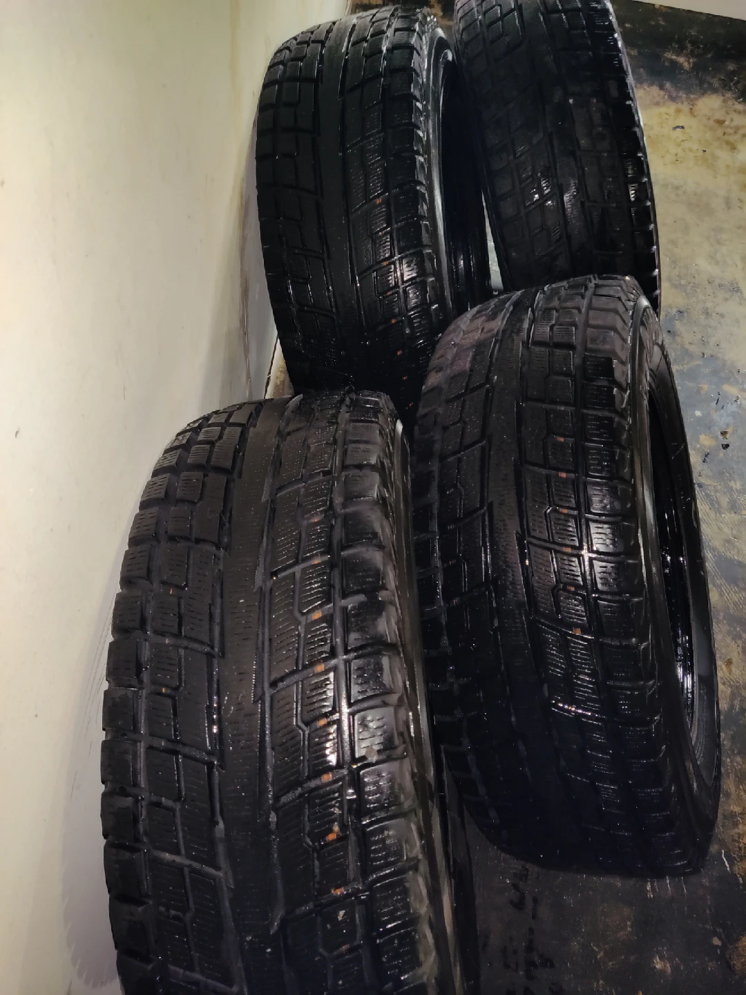 Winter rim and tires - photo 3