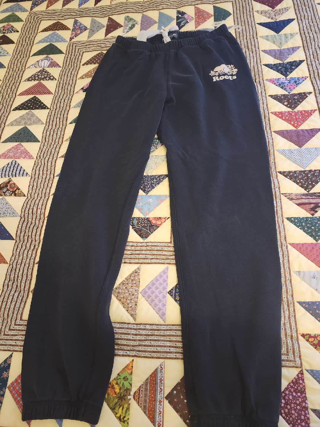 Roots Sweatpants - Medium
