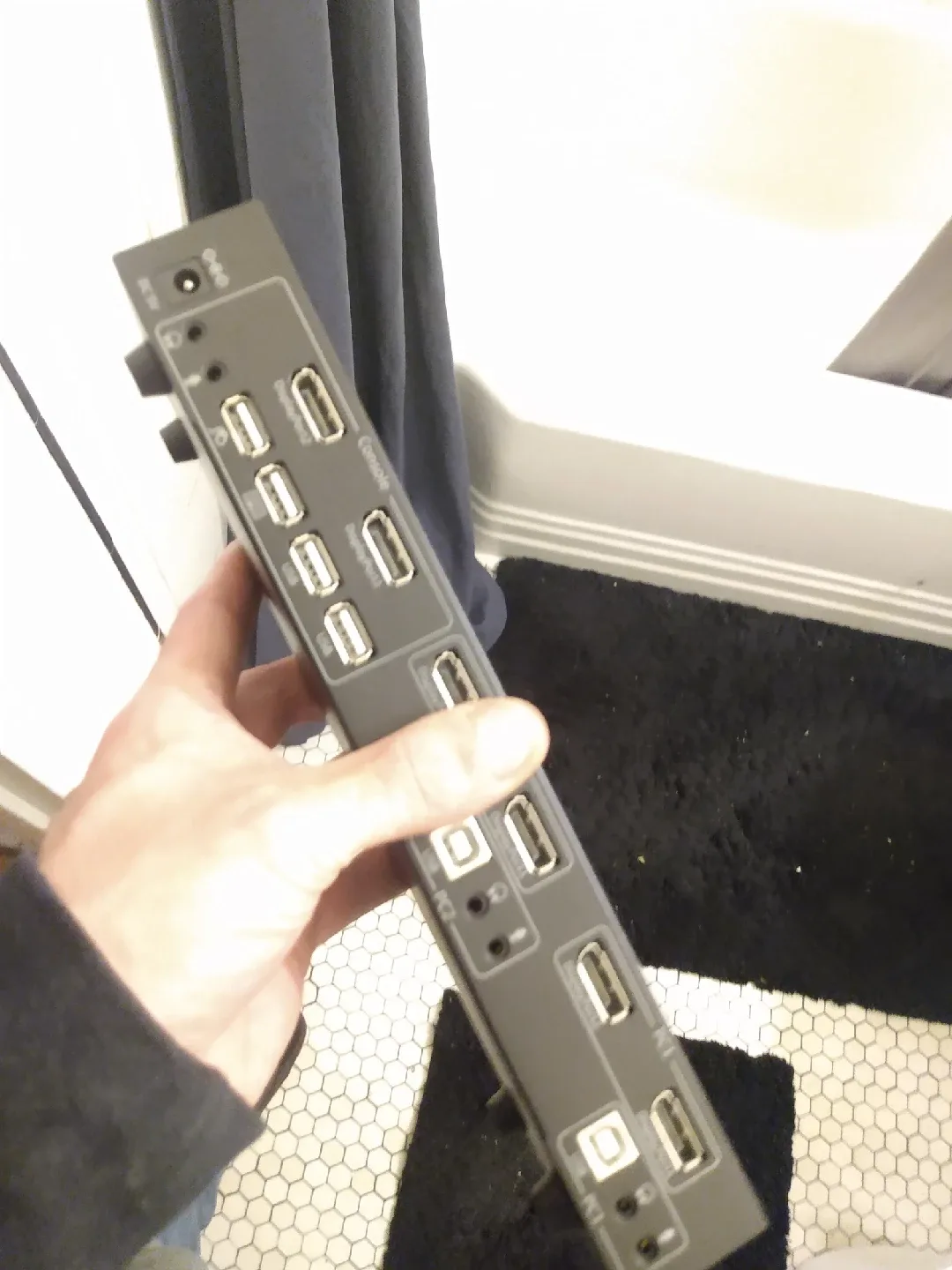 2 port dual monitor display port image indicator(2)