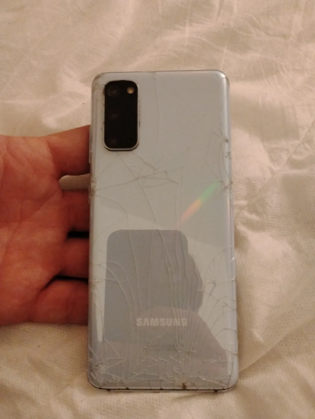 Samsung Galaxy S20 - Damaged for parts thumbnail