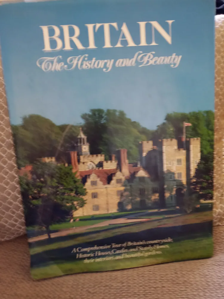 Britain: The History and Beauty by Rupert O. Matthews thumbnail