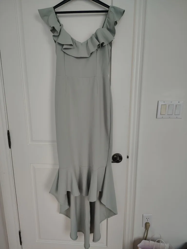 Selfie Leslie Cloud 9 Bardot Neckline Corset Back Sage Dress  L image indicator(3)