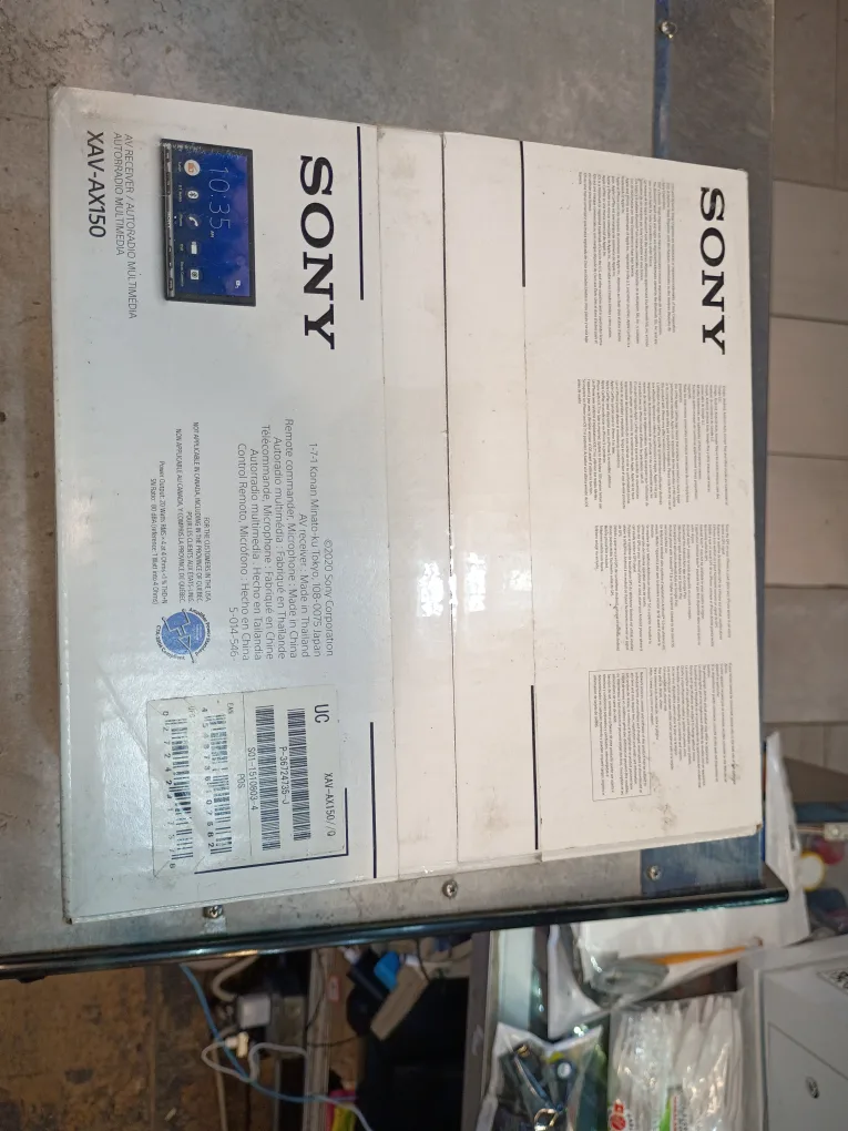 Sony XAV-AX150 Car Stereo Receiver - Like New! image indicator(2)