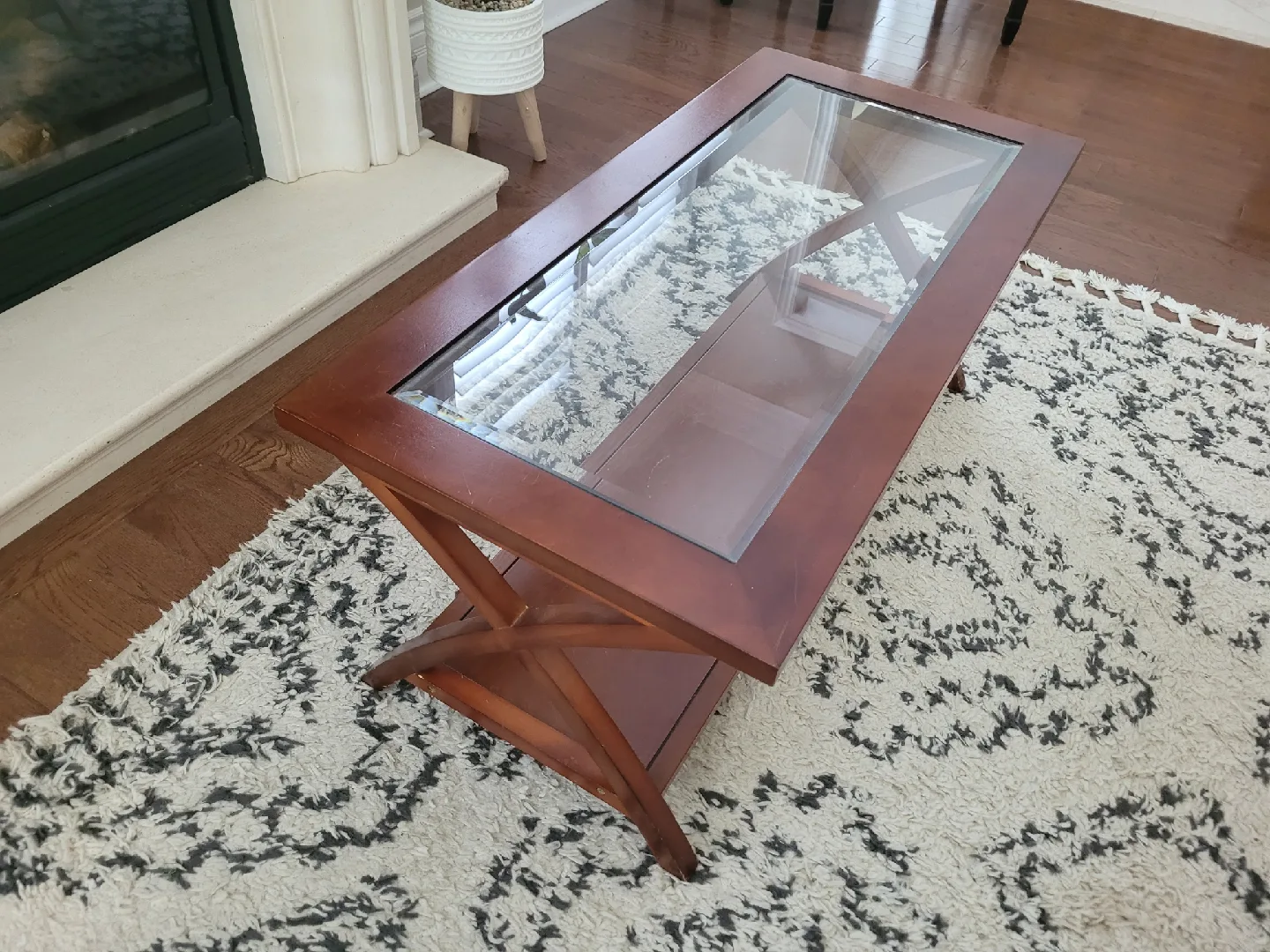 Wood Coffee Table with Glass Top image indicator(3)