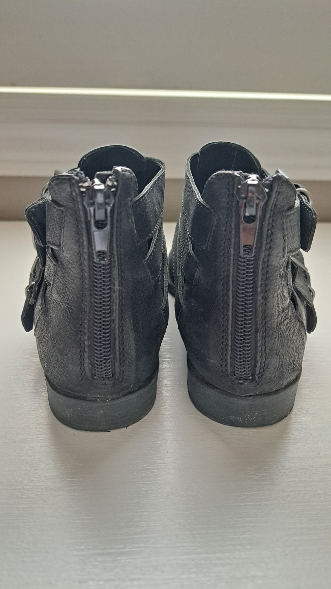 Bella Vita Black Ankle Boots Sz 5 - photo 4