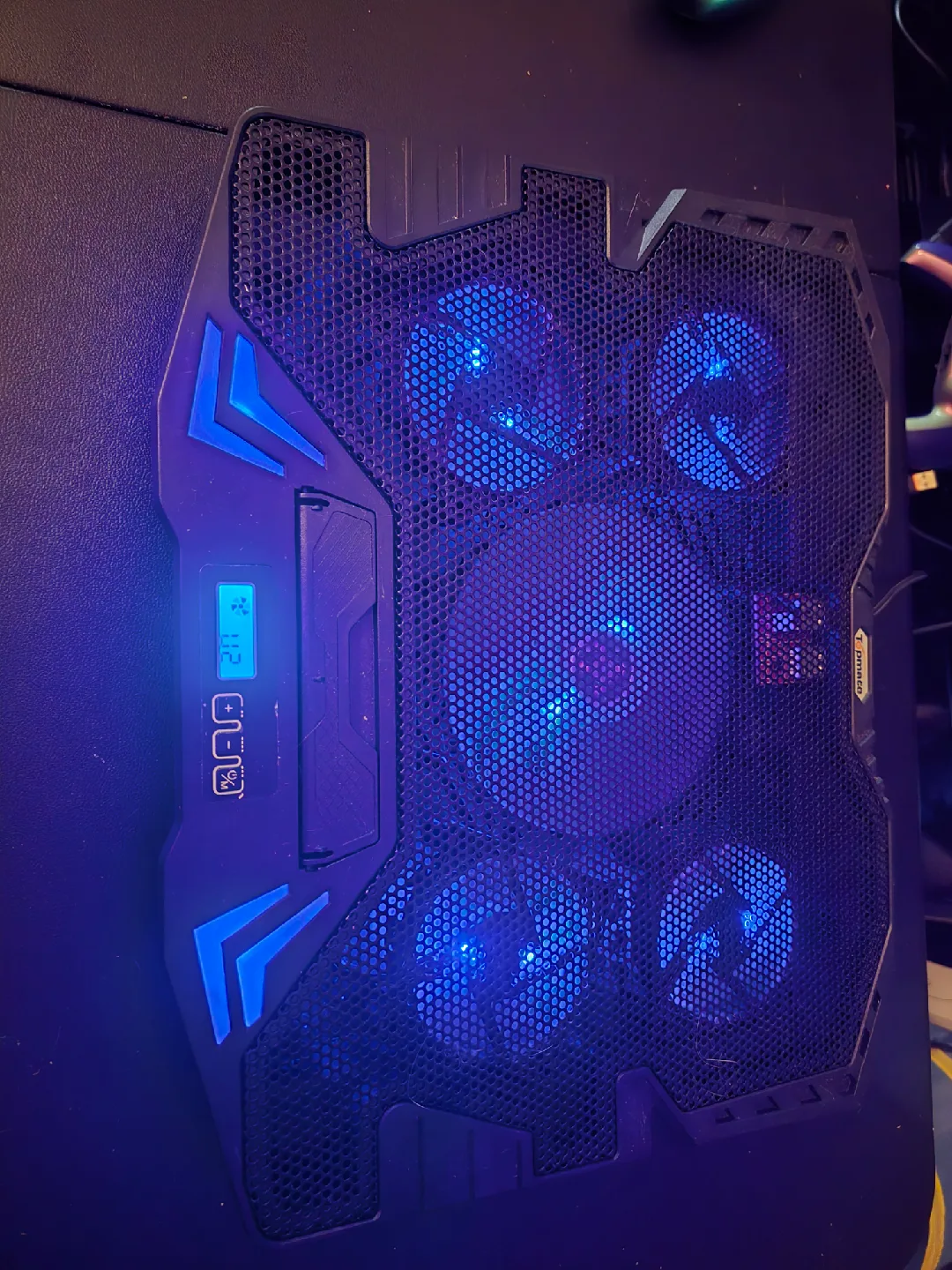 Laptop Cooling Pad 🥕 image indicator(2)