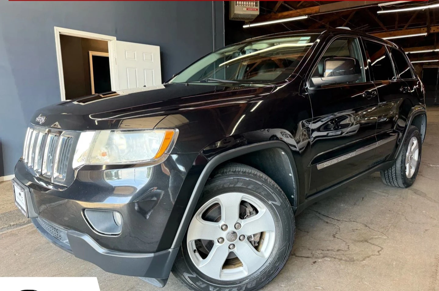**2012 JEEP GRAND CHEROKEE** EZ FINANCING AVAILABLE!