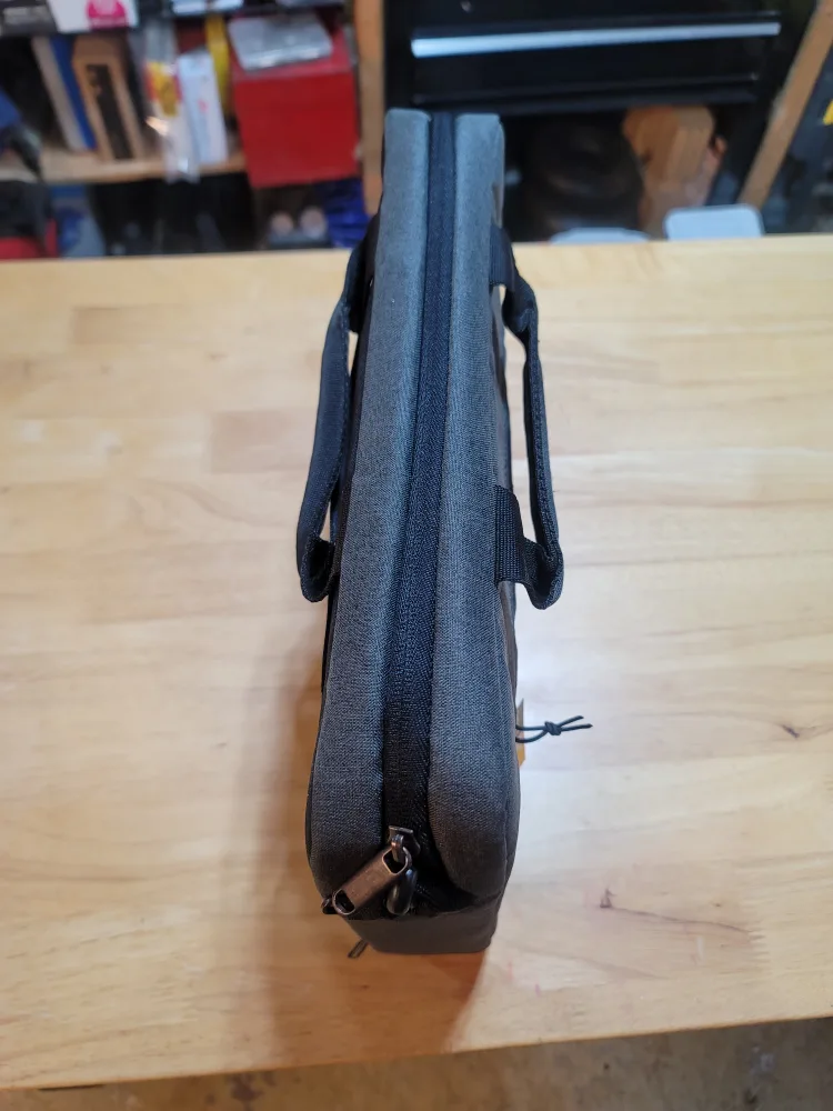 🥕 iFit Case Logic Laptop Bag - New image indicator(5)