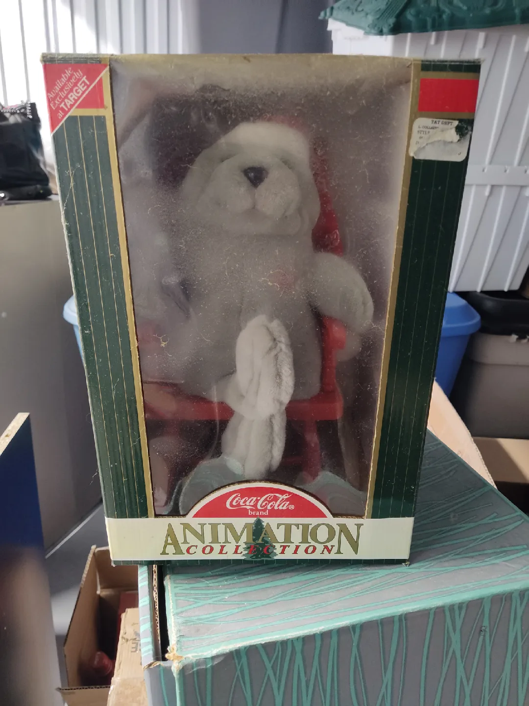 Coca-Cola Popcorn Machine & Collectible Tins image indicator(9)