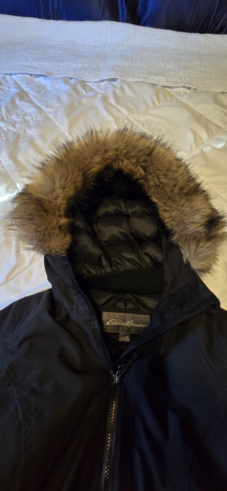 Eddie Bauer Black Down Parka - photo 3