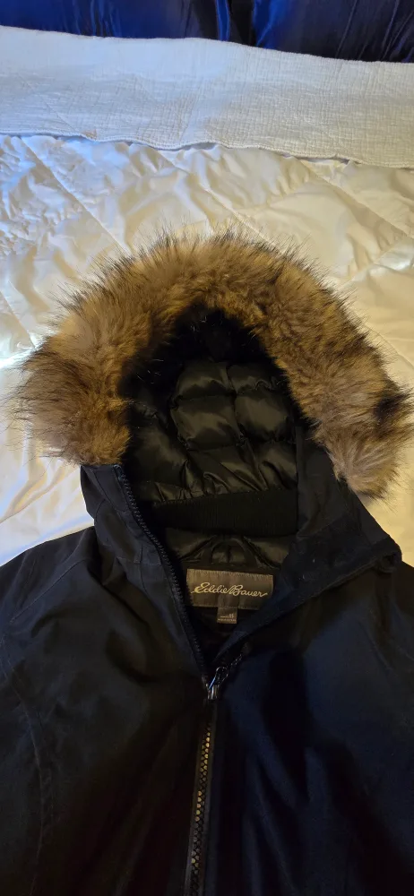 Eddie Bauer Black Down Parka image indicator(3)