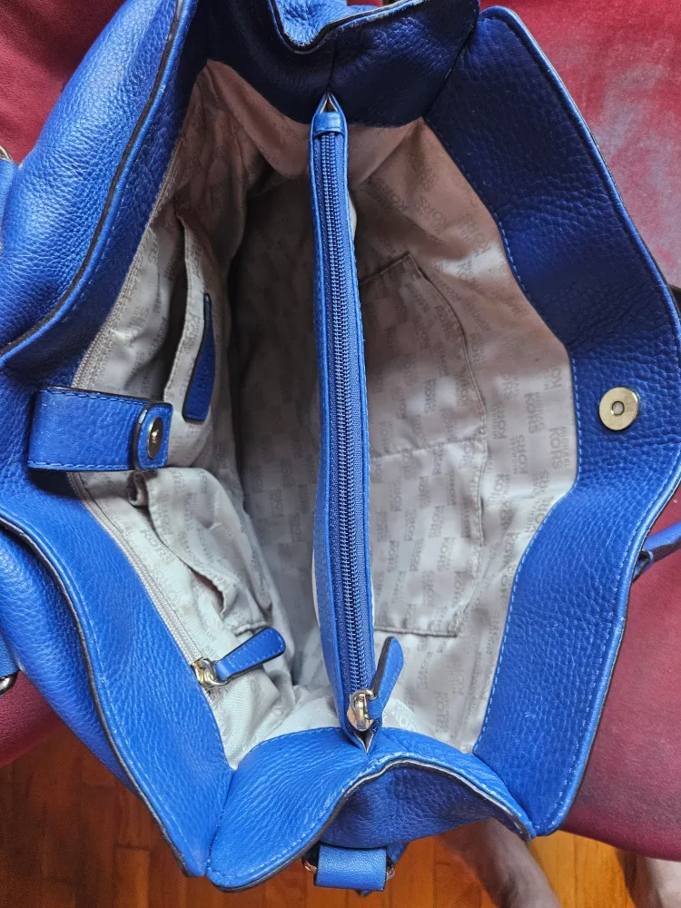 Michael Kors Blue Leather Tote Bag image indicator(5)