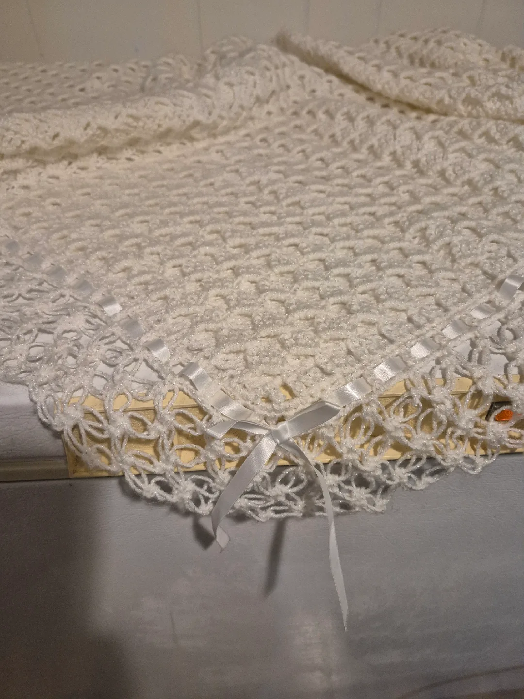 Handmade Crochet Baby Blanket - white image indicator(3)