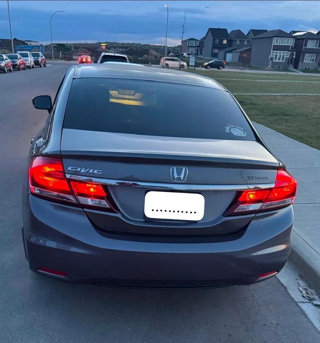 Honda Civic Sedan image indicator(7)