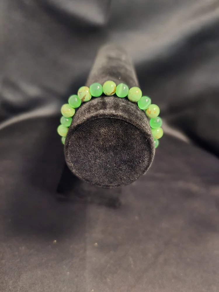 Green & Pink Beaded Bracelet image indicator(4)