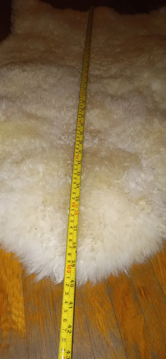 Sheepskin Rugs (Set of 2) image indicator(2)