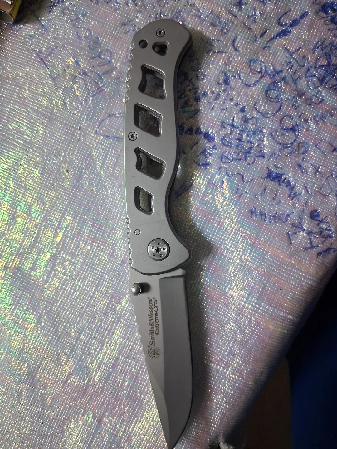 Smith & Wesson Extreme Ops Folding Knife. image indicator(2)