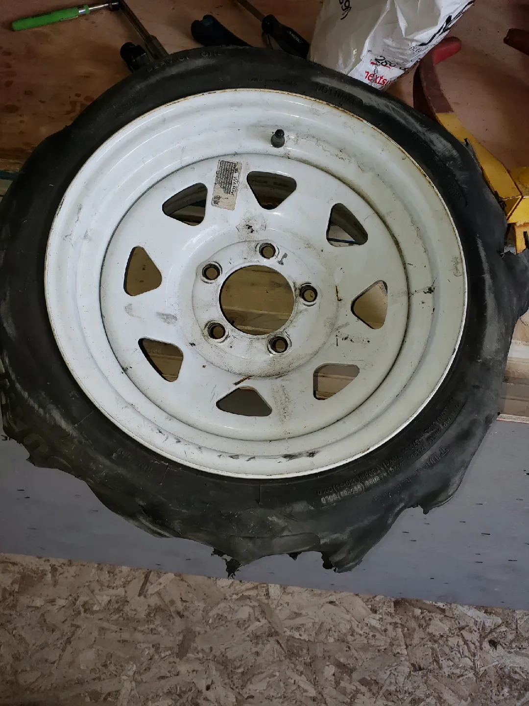 trailer rim  14inch