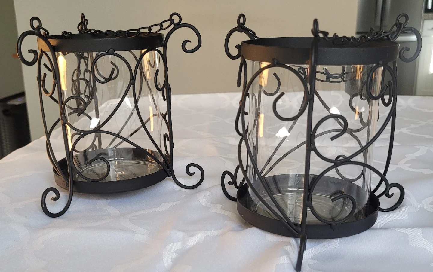 Set of 2 Glass and Decorative Metal Hanging Candle Holders - photo 2